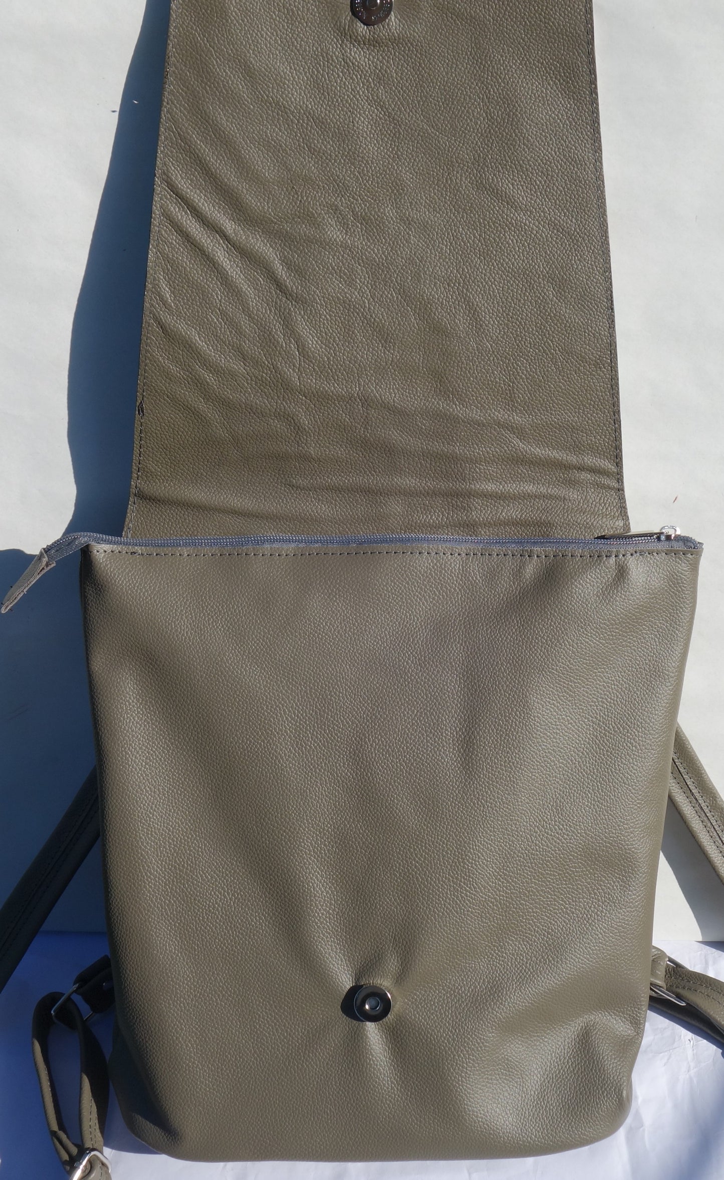 RUCSAC DE PIELE NATURALA INNER PEACE