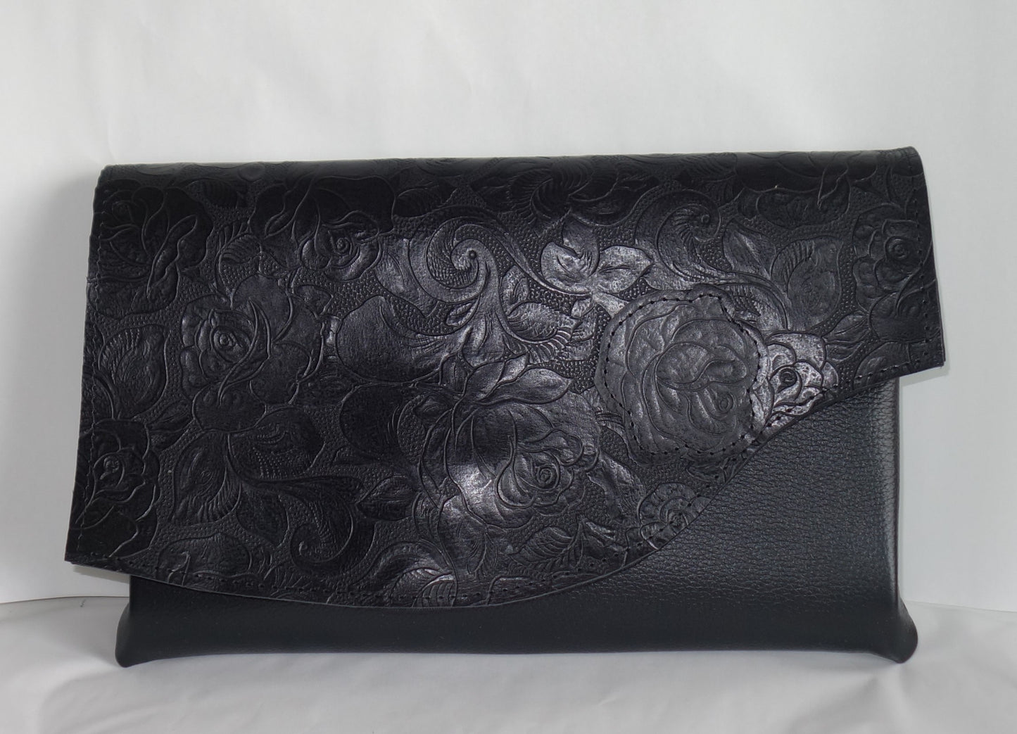 PLIC DE PIELE NATURALA BLACK ROSES