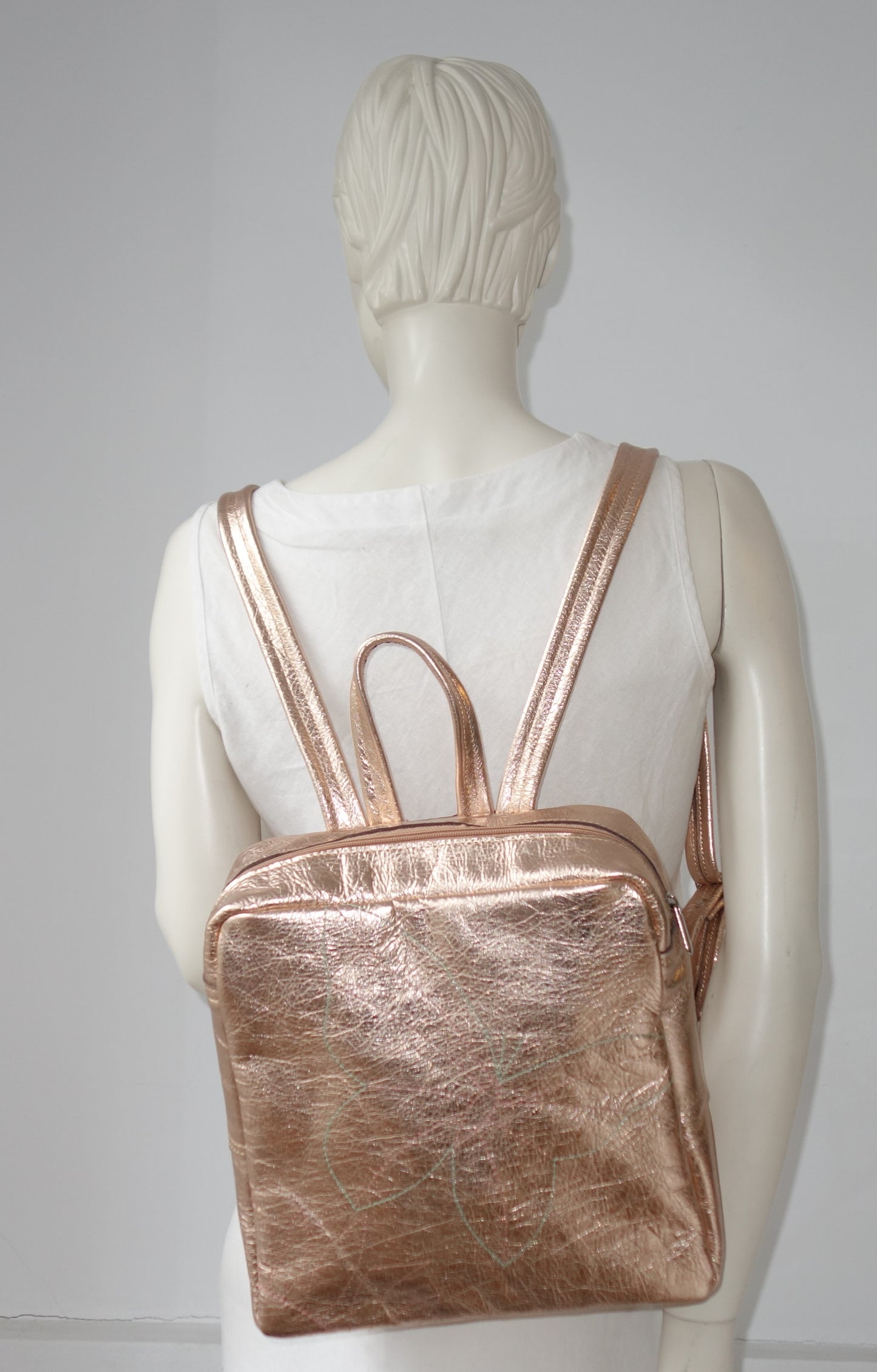 RUCSAC DE PIELE NATURALA BEAUTY