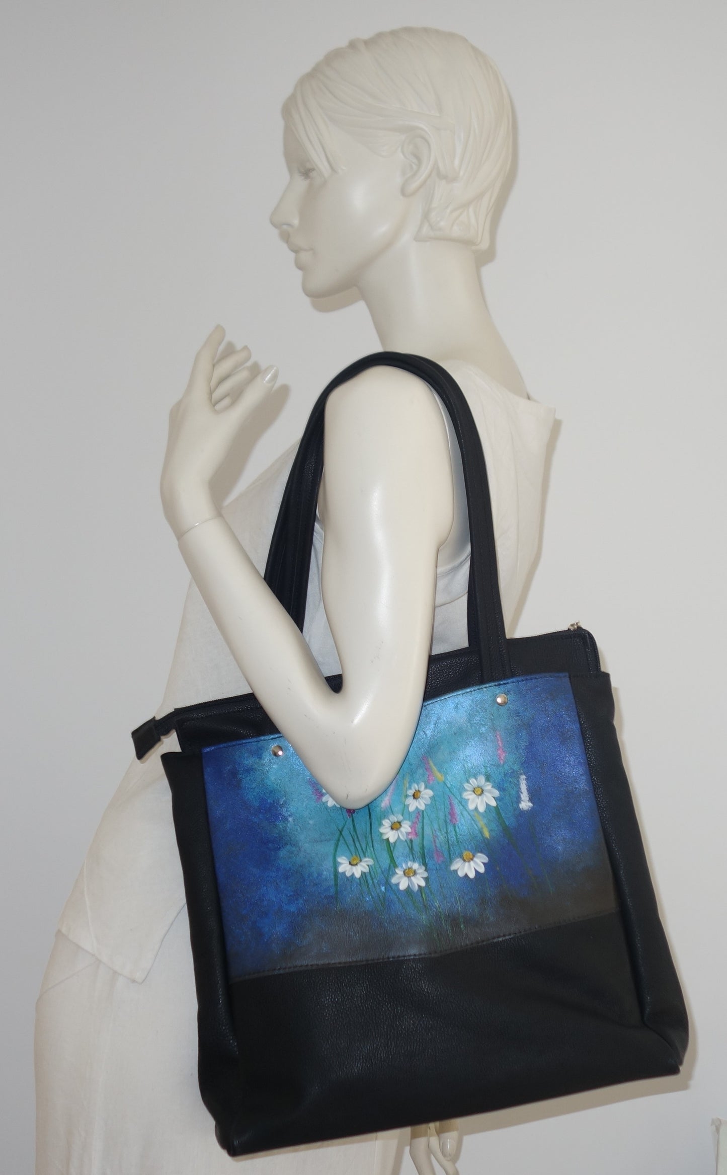 POSETA DE PIELE NATURALA BUCHET