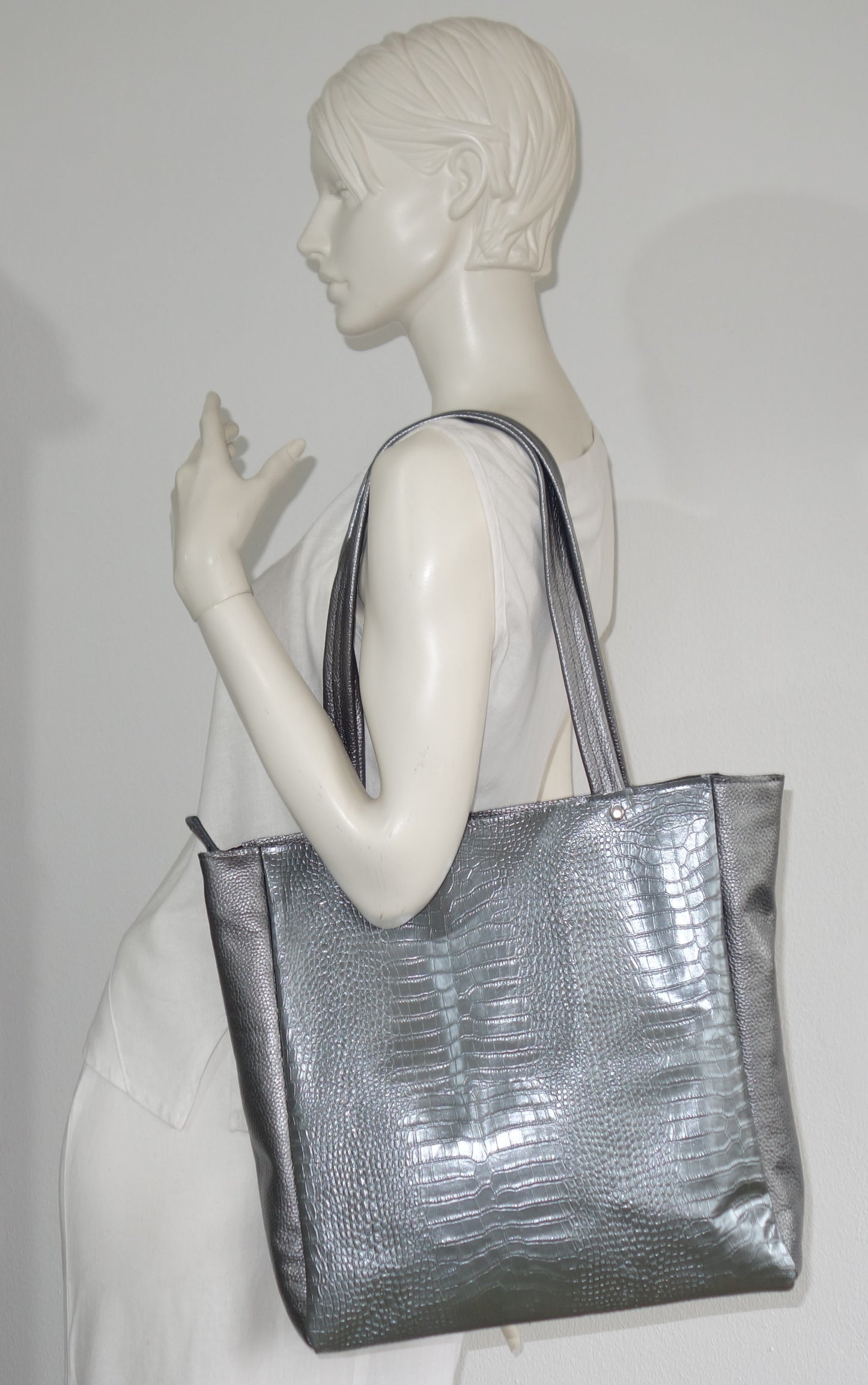 POSETA DE PIELE NATURALA SILVER