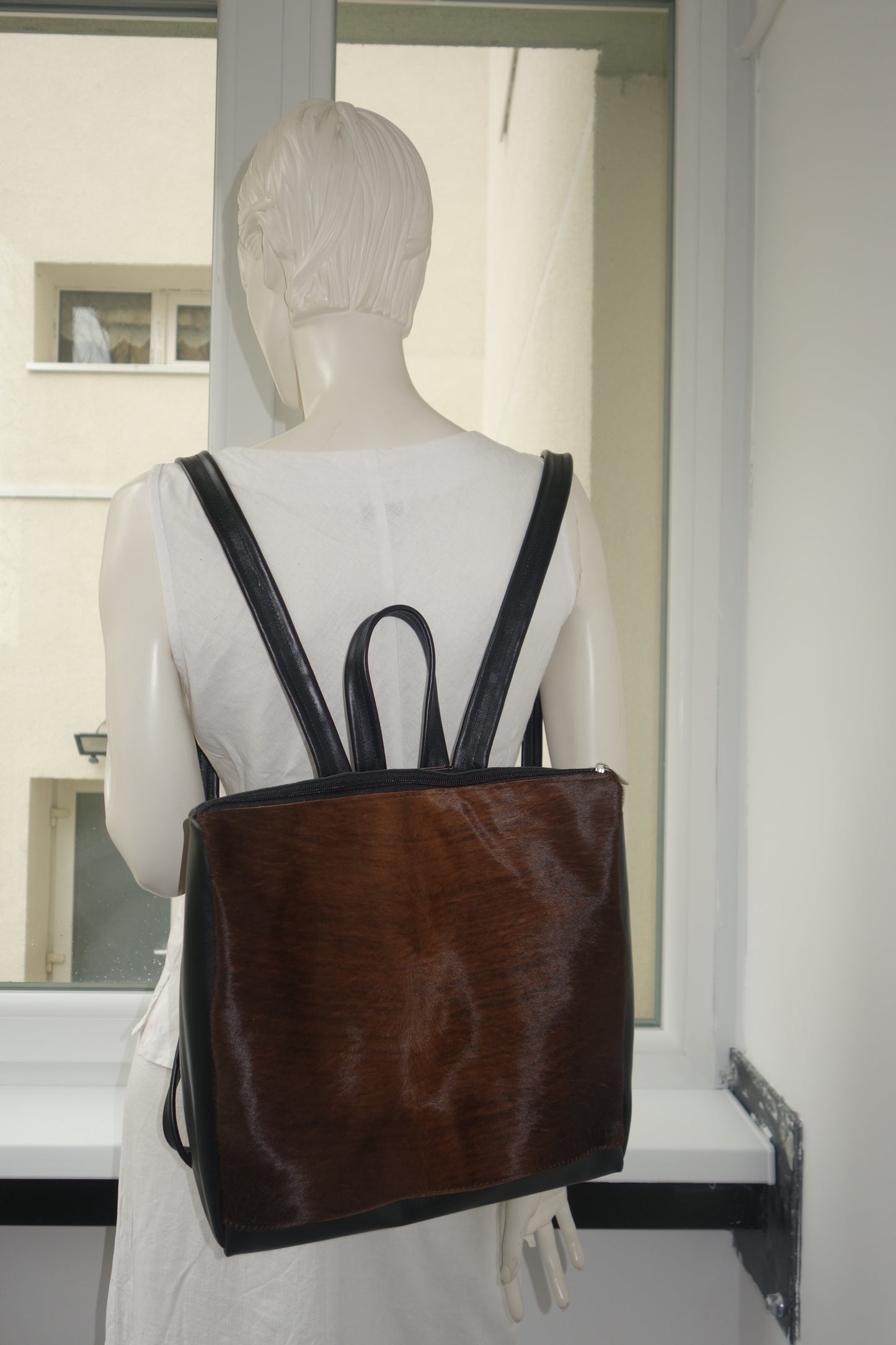 RUCSAC DE PIELE NATURALA BROWNY
