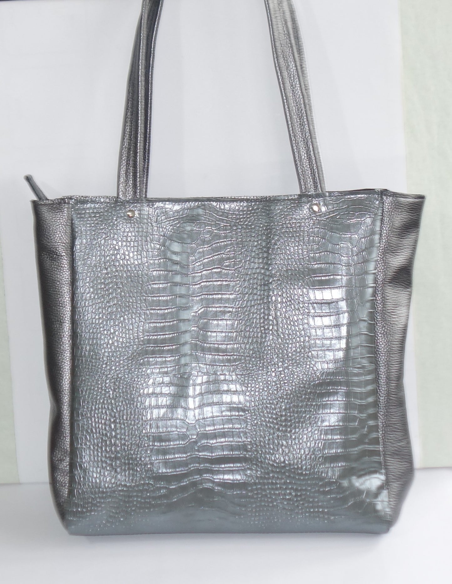 POSETA DE PIELE NATURALA SILVER