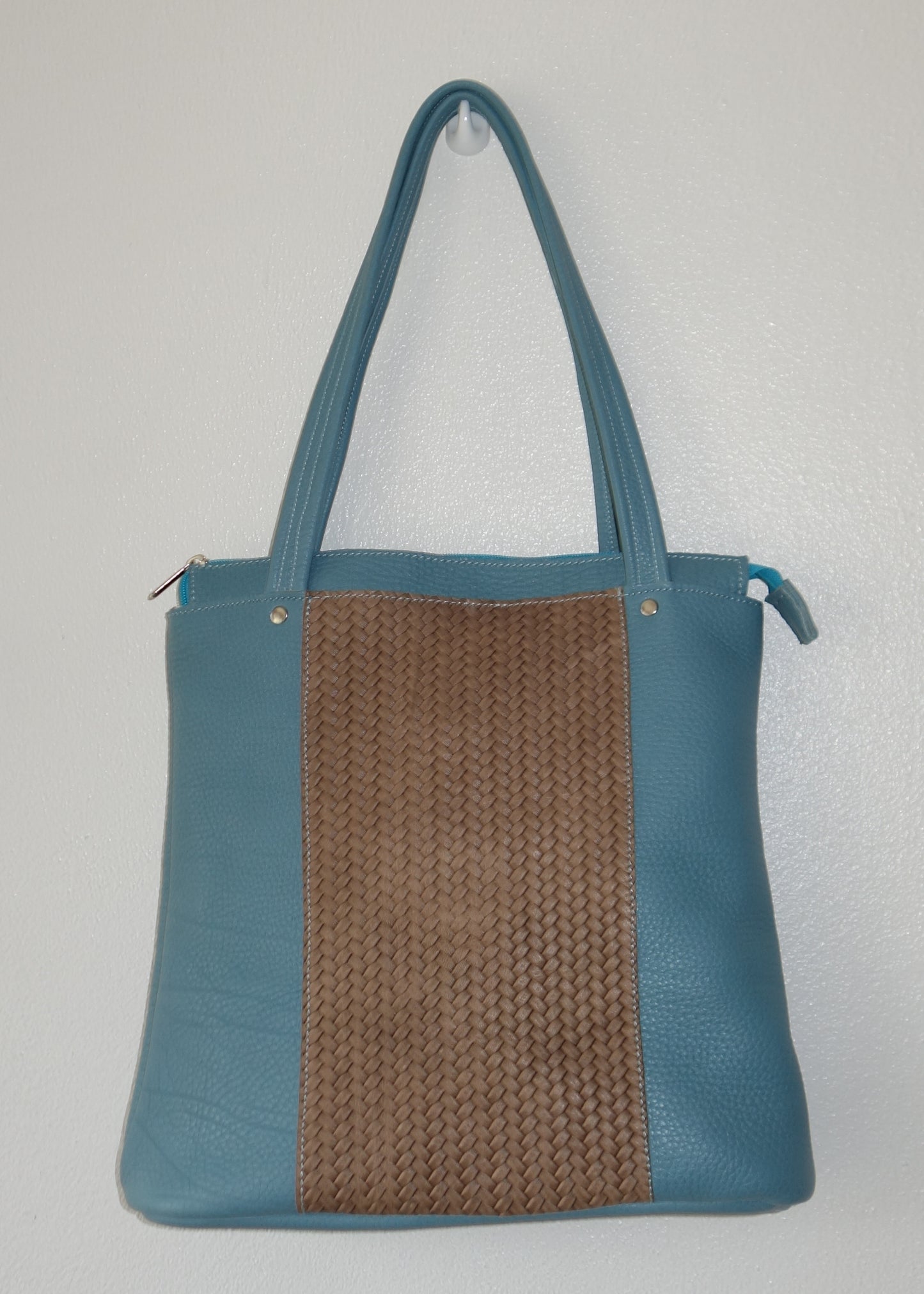 POSETA DE PIELE NATURALA AZURE WEAVE