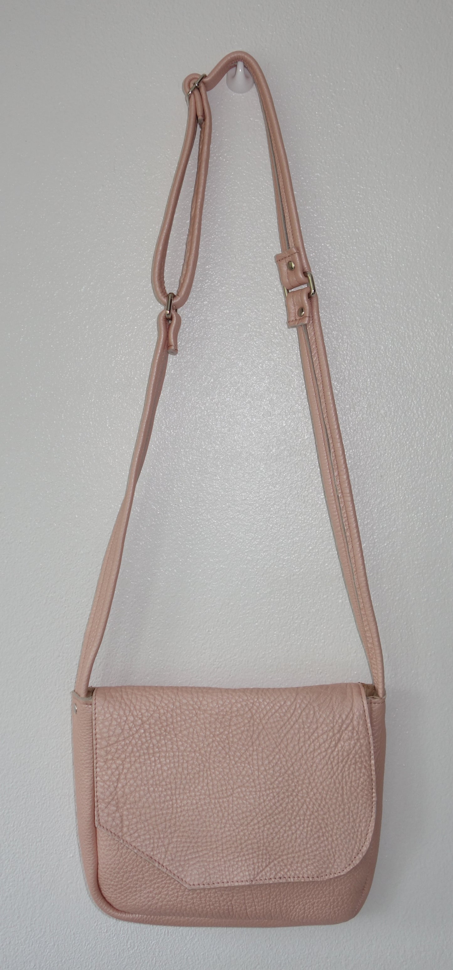 GEANTA DE PIELE NATURALA CLASSIC